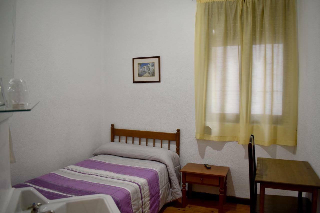 Affittacamere Hostal Oviedo