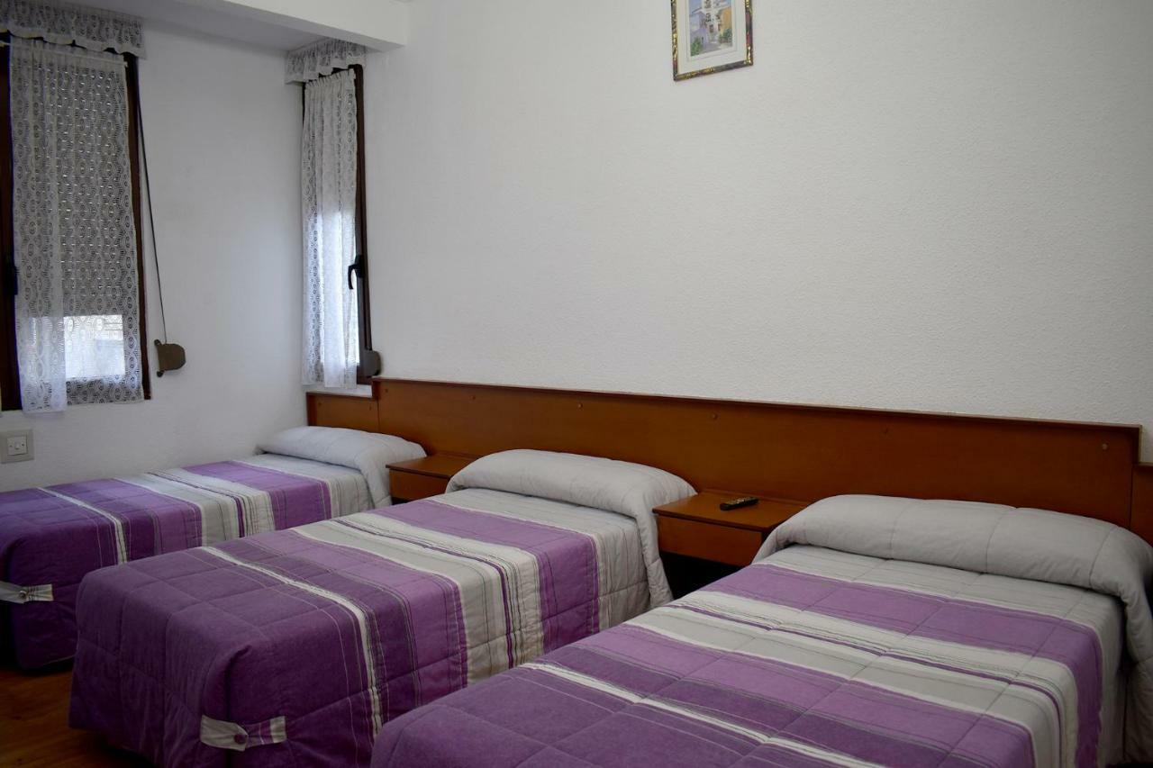 Affittacamere Hostal Oviedo *