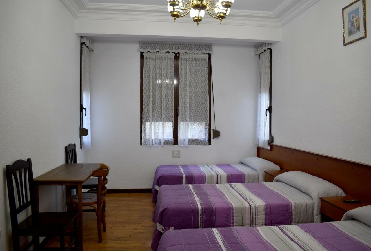 Hostal Oviedo Affittacamere León